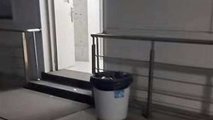 男子自称通宵工作10小时却被算旷工,你认为应该扣三天工资吗?