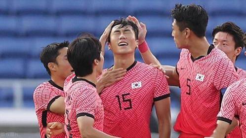 0-1，恭喜！韩国遭爆冷，助攻中国队，拿6分出线，或复仇亚洲第一
