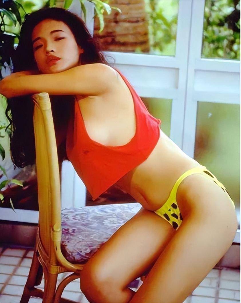 舒淇：从三级片到国际巨星，她的性感与魅力无人能敌！