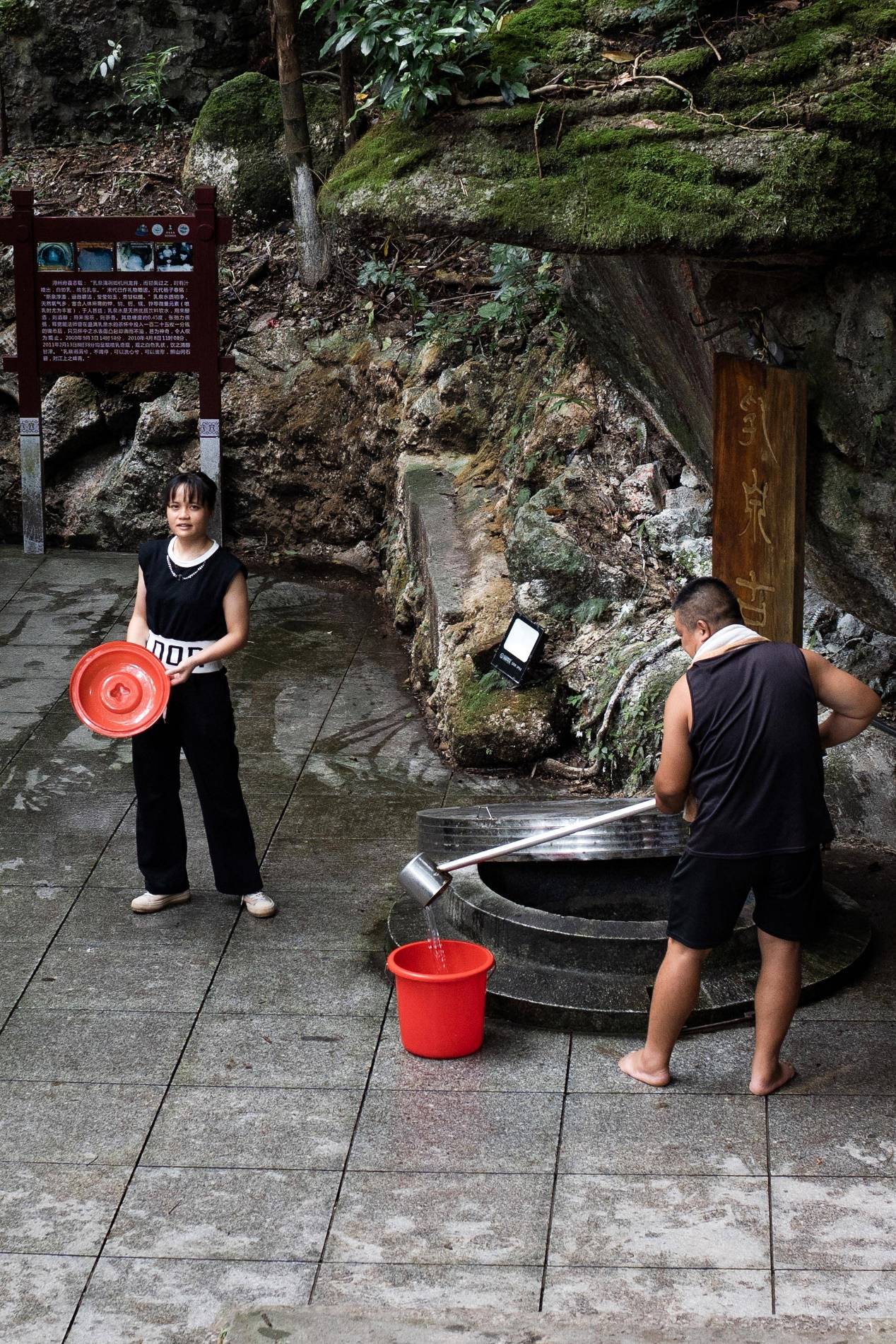 🌸人民日报海外版【7777888888管家婆中特】_香港欢迎增加个人游城市安排，应该如何确保游客的安全，维护良好的治安环境  第2张