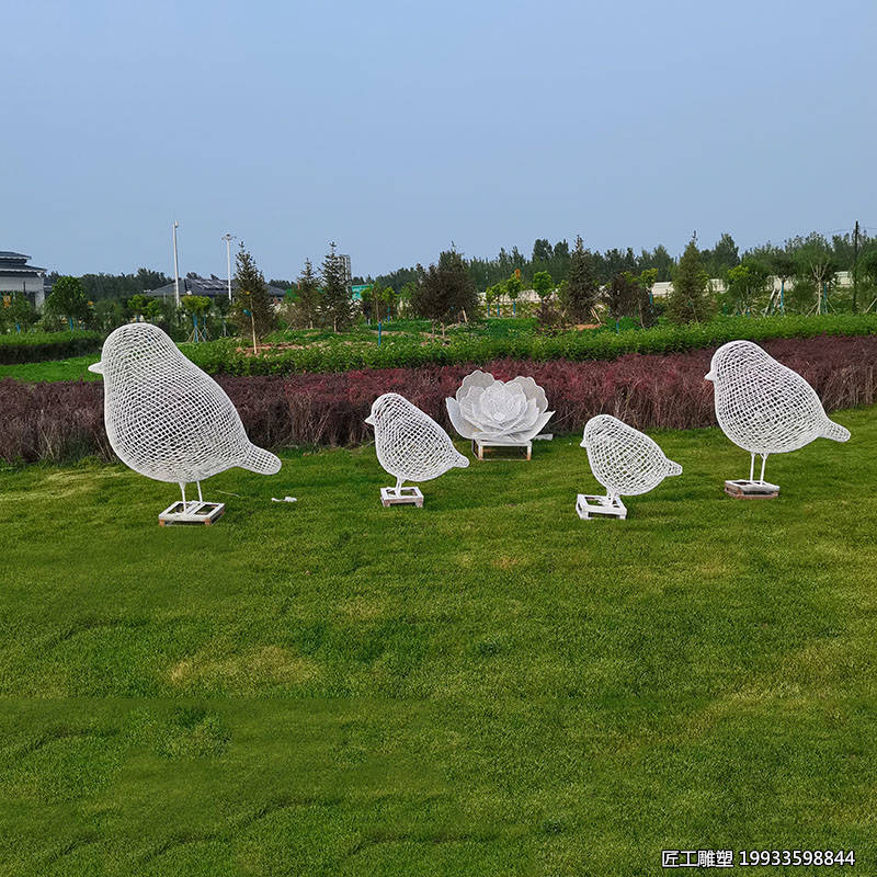 不锈钢镂空编织小鸟雕塑 园林景观落地动物小品