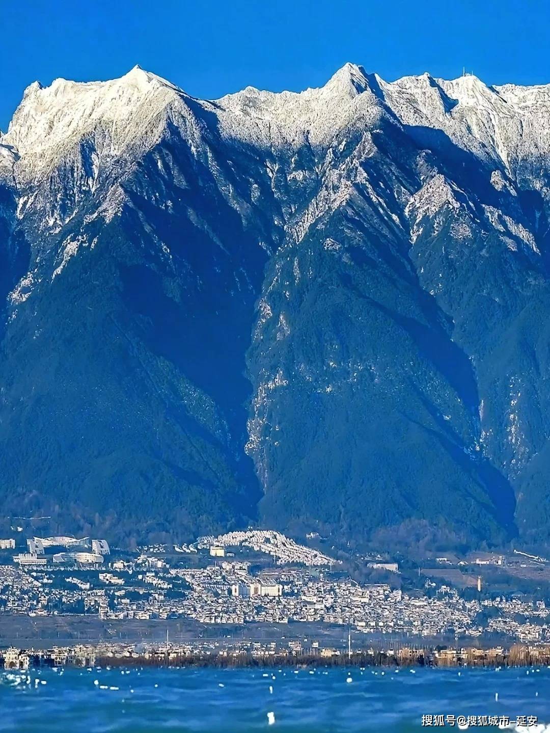 云南丽江旅游必去十大景点攻略，丽江必去的地方排行