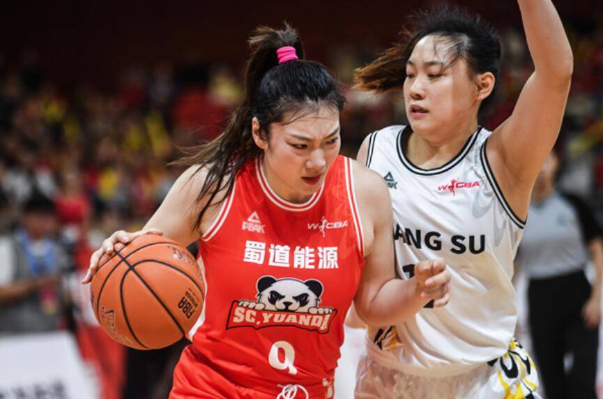 WCBA揭幕战：李梦8+5韩旭18分 四川女篮开门红