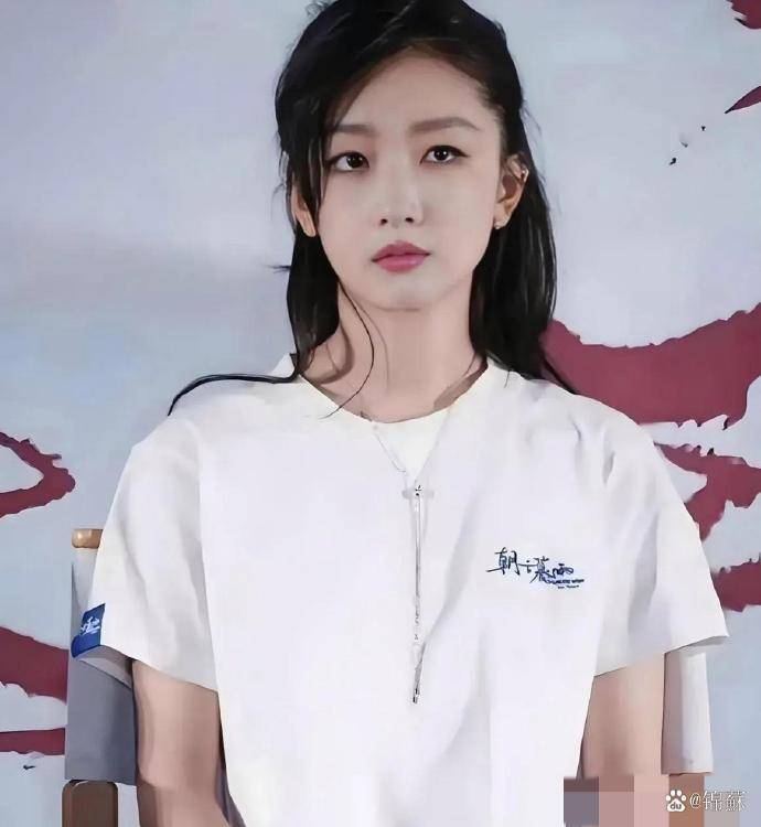 原创周冬雨去韩国后，为何让人觉得失去了灵气？