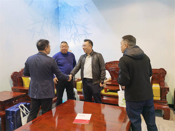 第40届深圳果博网址国际家具展当代中国家具大国精品展吸引众多目光(图6)