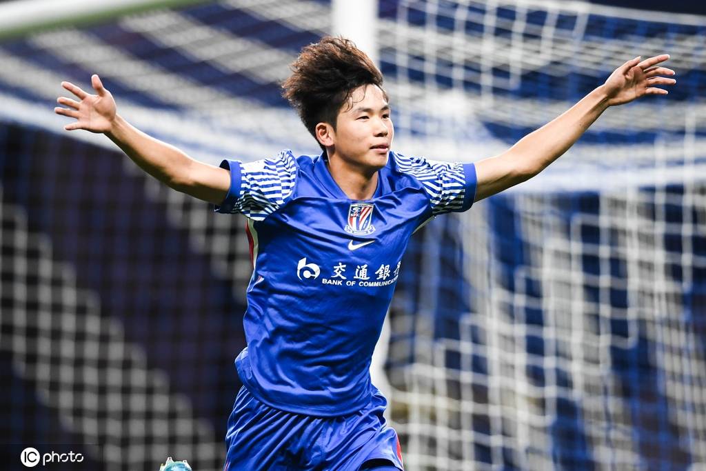 中超-米内罗2射1传刘诚宇杨皓宇连场破门 申花4-0西海岸