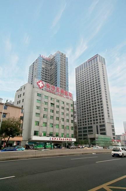 整形美容科：长沙五洲医院男科助您塑造完美形象