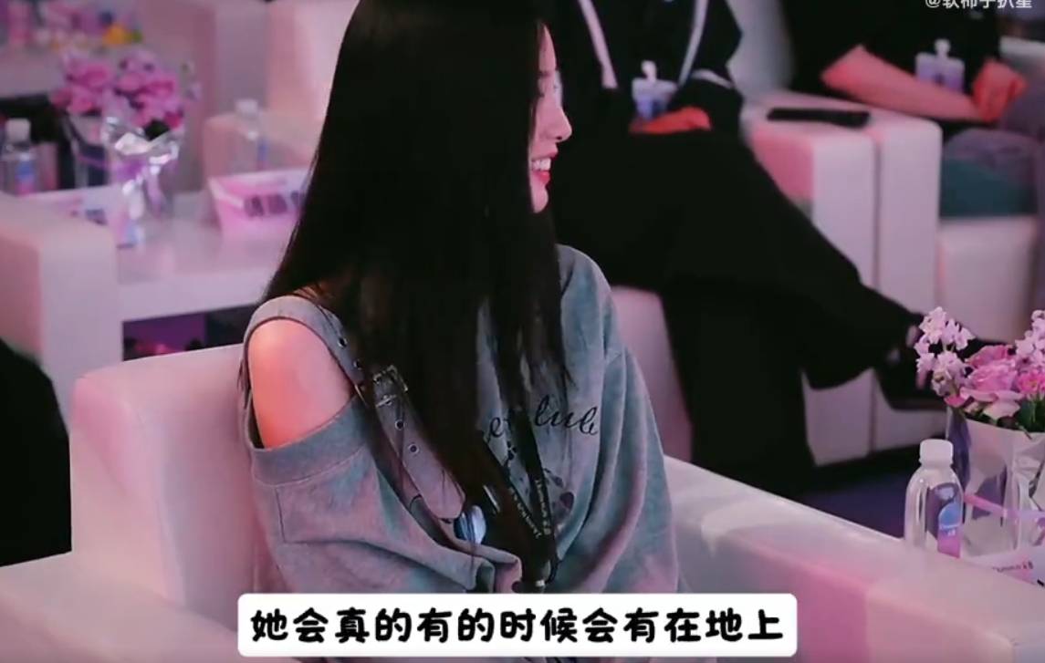黄子韬谈徐艺洋的生理期：会亲手擦掉她流在地上的血