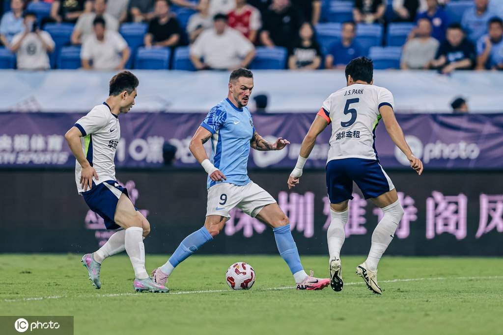 中超-帕拉西奥斯造2球图多列点射 三镇2-1逆转胜新鹏城