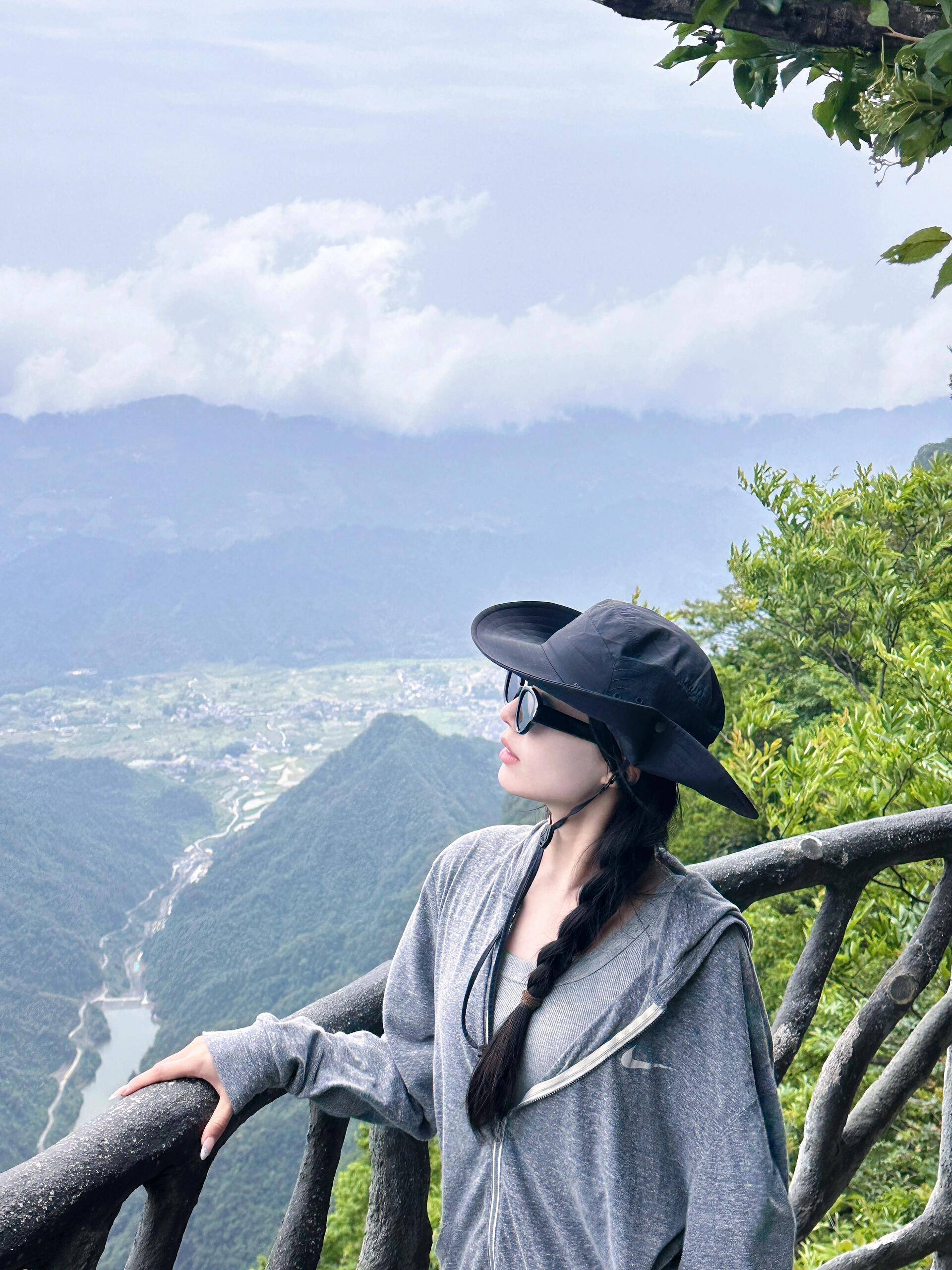 Binance Casino - 领先的数字货币娱乐场，安全稳定，极速存取中老年去张家界旅游必看！张家界5天4晚旅游舒适行程景点+费用出行带走这篇！