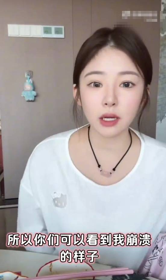黄一鸣自曝公开孩子父亲的原因：货卖不好没有钱