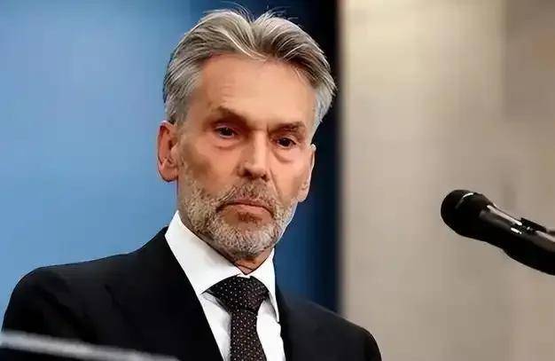 对荷兰反制太快,效果太明显,封装厂断供后,欧美两大巨头客户坐不住