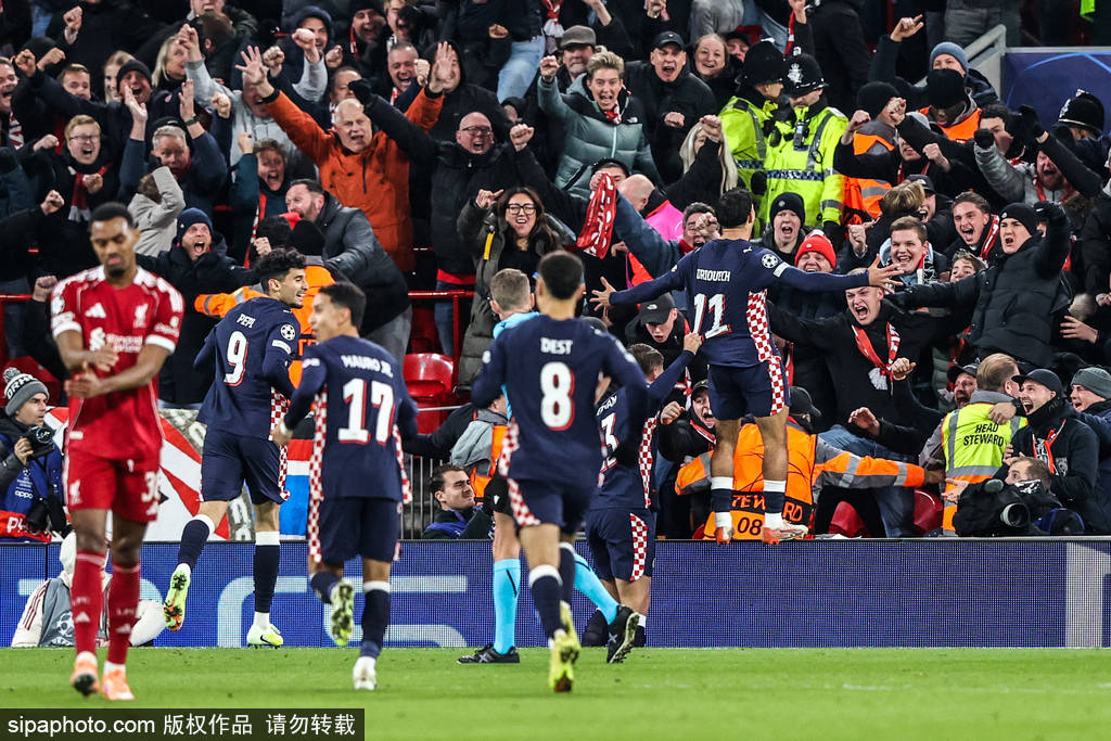 欧冠-范迪克送点索博破门 利物浦1-4埃因霍温遭正赛3连败