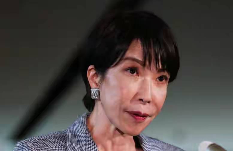 原创 法媒:今天的他们竟然如此强大!借法国总统马克龙契机,法国国内展开了一场热烈讨论。