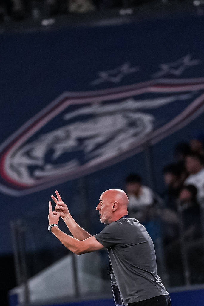 亚冠-陈威神勇门柱帮忙 海港面对48射0-0逼平柔佛抢一分