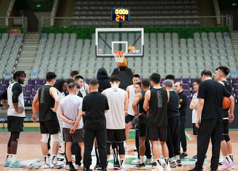 王朝底蕴!无核辽宁全民皆兵 全新打法掀翻卫冕冠军