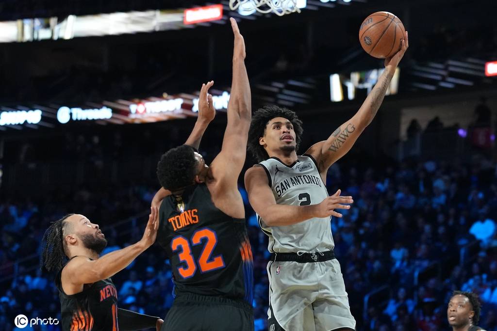 尼克斯夺NBA杯达成小目标 换帅改打法成果初步显现