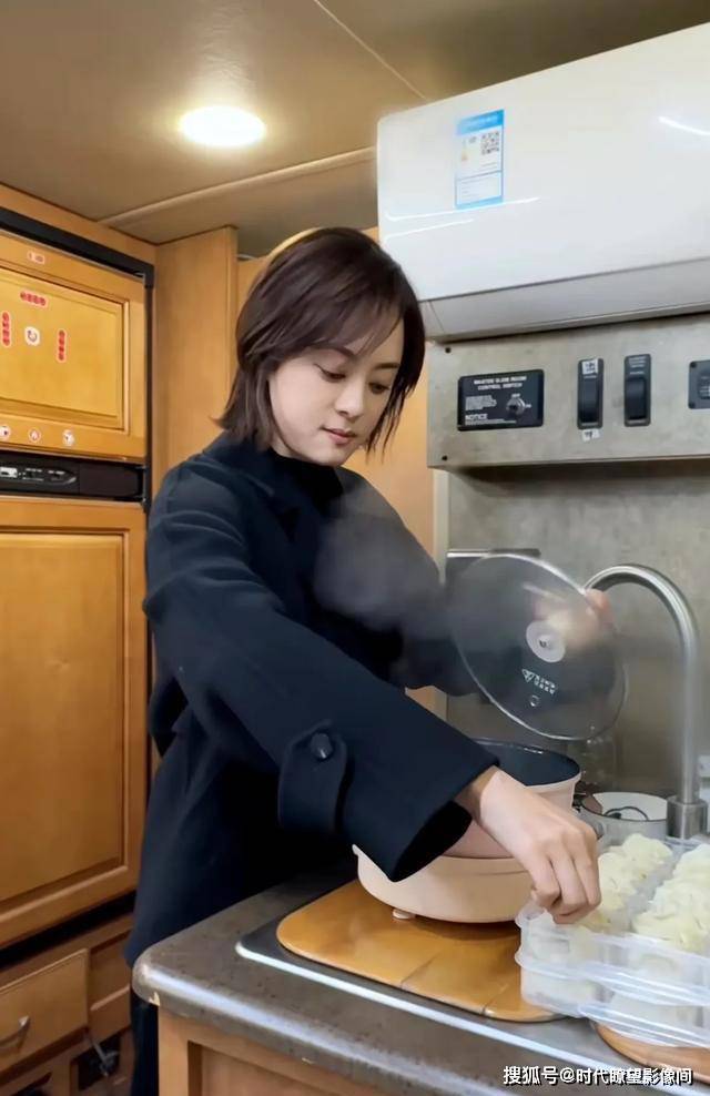 破防了！孙俪冬至晚餐仅 6 个饺子，午餐空腹硬扛，女演员的自律远比你想象的残酷
