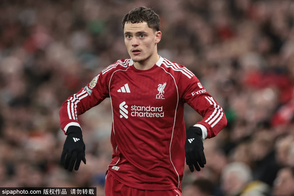 观战台：纽卡火拼曼城+蓝军死磕枪手 皇马巴萨战国王杯