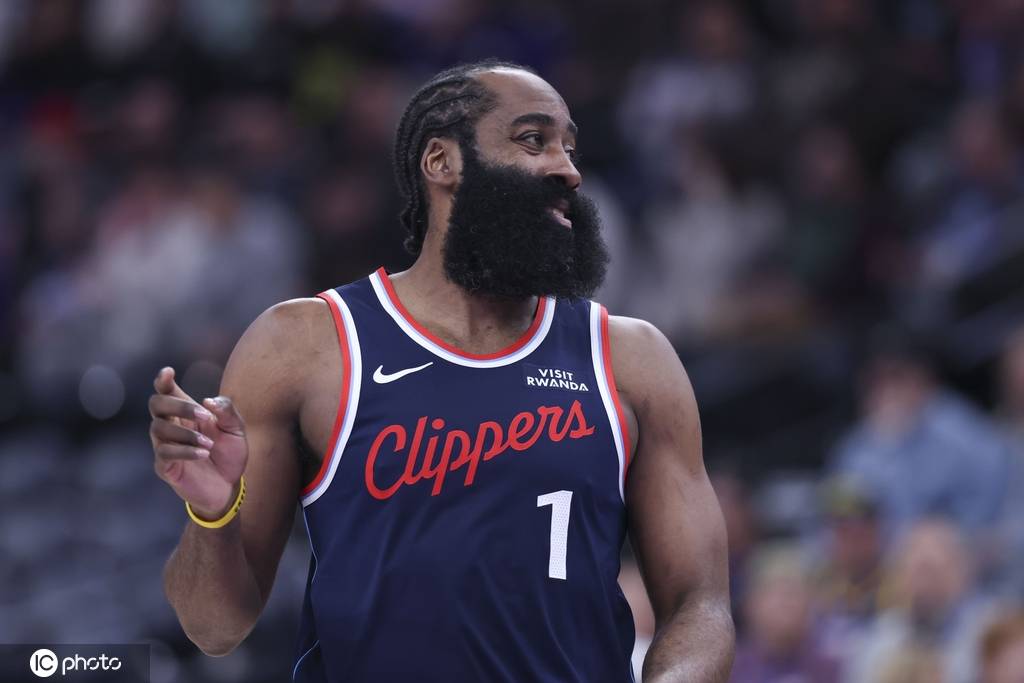 哈登伦纳德未进全明星遭质疑 最大遗珠是他吗？