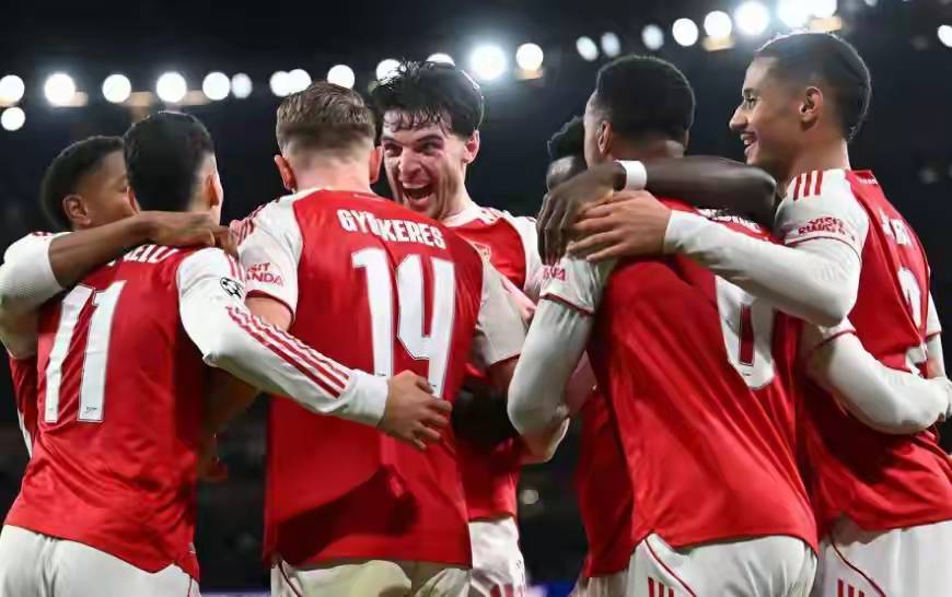 英超联赛免费高清直播+实时赛程+积分预测（2025赛季全覆盖）英超大结局已定！曼城三大优势碾压阿森纳剧本即将上演