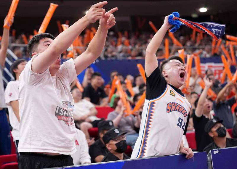 CBA总决赛G1-古德温34+7+12 上海1-0广厦