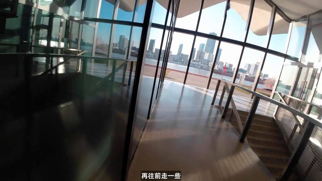 【摄影讲评】相机镜头参数怎么选 第2506讲？