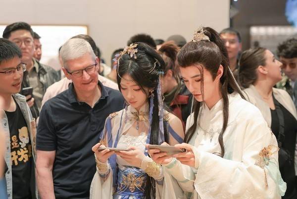 逆水寒手游画面惊艳苹果CEO 库克赞不绝口