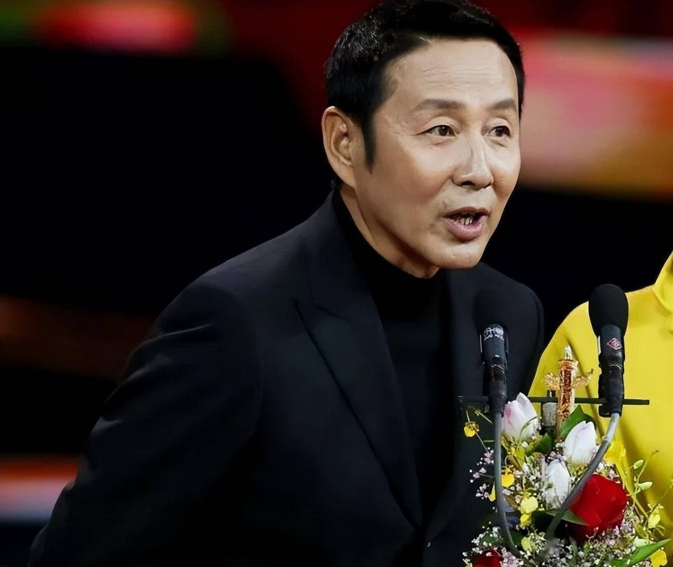 “假正经”还是真君子？内娱最大的笑话，就是陈道明的艺德不行