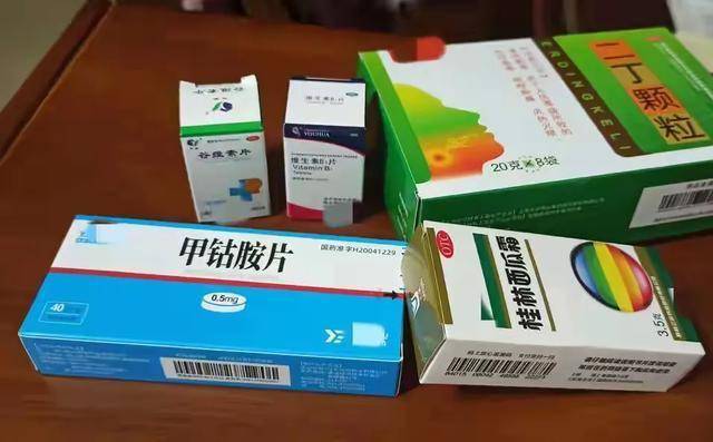 落时，就吃上几天。有个药店的药师还建议我直接吃甲钴胺，我也没有吃。
