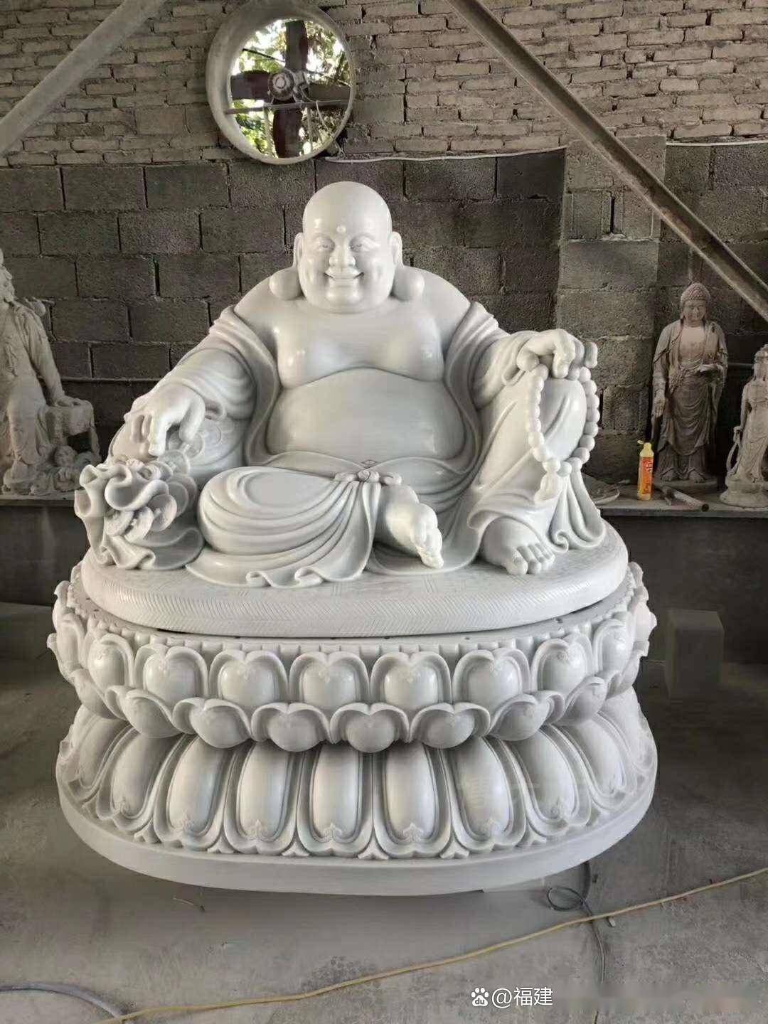 伟德网址石雕弥勒佛在传统节庆中的用途(图4)