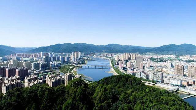 后天，通化将迎来高铁，还将迎来……
