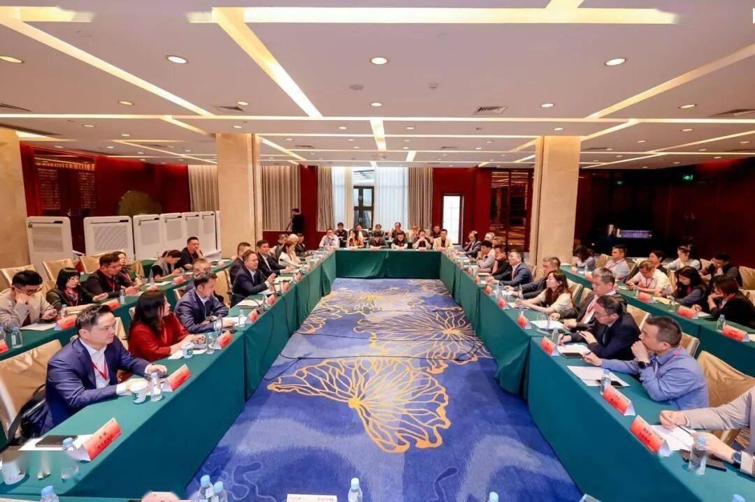 武汉巨头官宣：发放1亿元消费券！