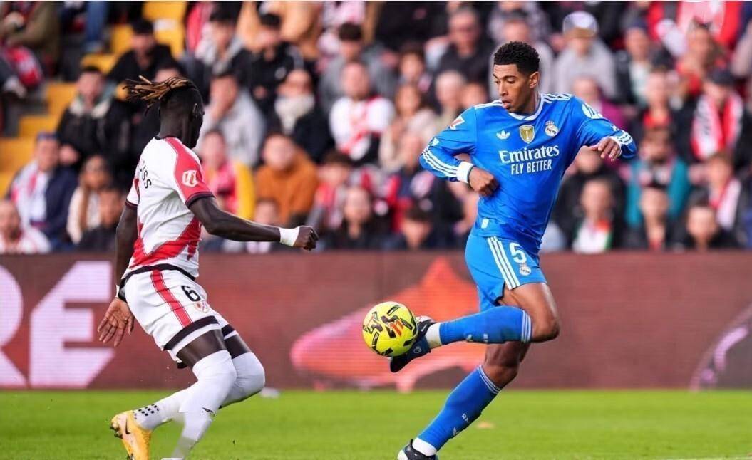 乱套了！皇马哑火巴萨4-2绝杀皇家贝蒂斯1-1绝平西甲积分榜西甲联赛免费高清直播＋实时赛程积分榜＋竞彩预测全覆盖（2025赛季）诞生