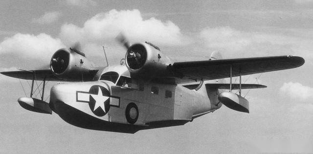 空中与水下的意外邂逅：飞艇对抗潜艇的真实故事