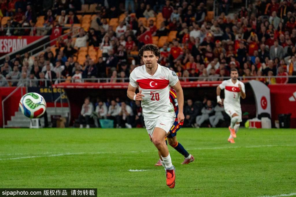 足协杯决赛前瞻：7000北京球迷与3万河南球迷共赴苏州，激情碰撞即将上演！