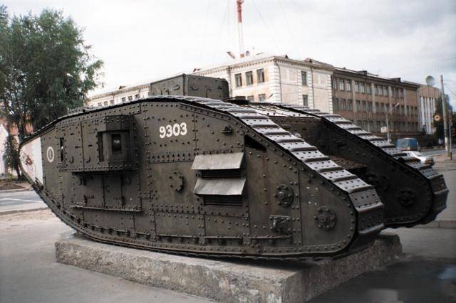 英国装甲战斗车辆（18）：1916年首批量产的“菱形”坦克