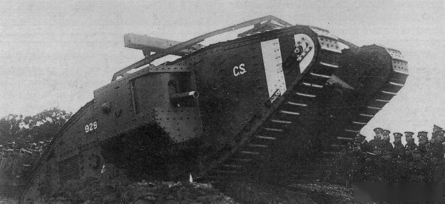 英国装甲战斗车辆（18）：1916年首批量产的“菱形”坦克