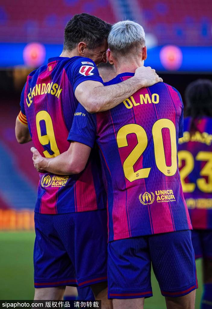 巴萨对比利亚雷亚尔的“抢劫”西甲联赛免费