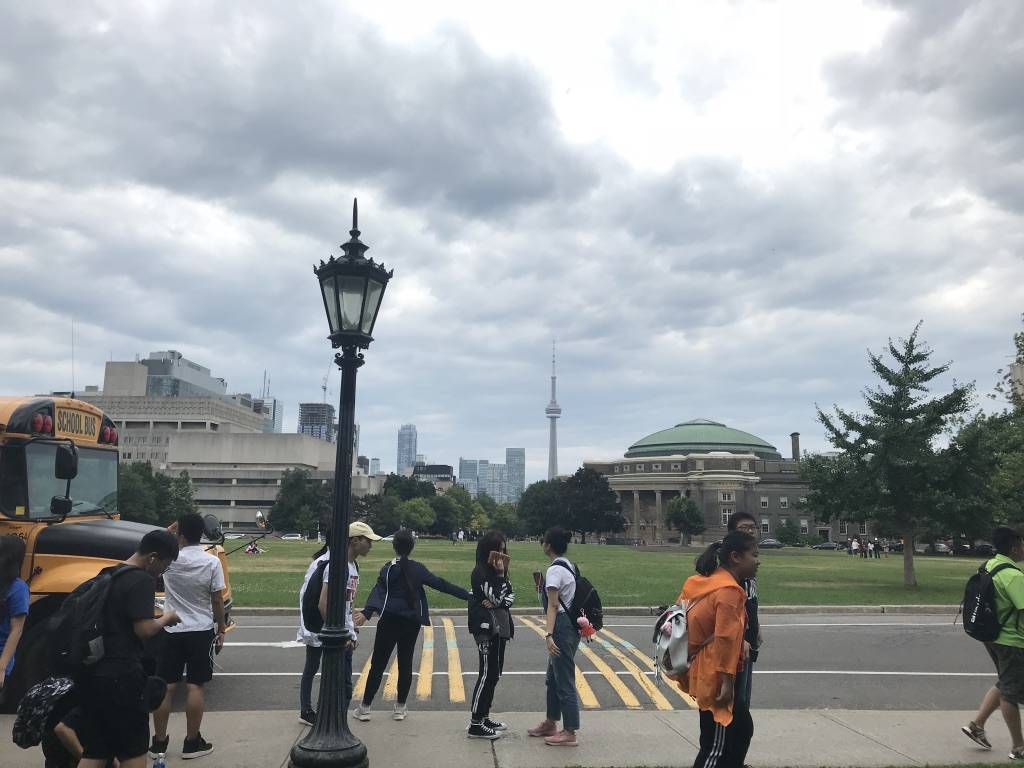 分析英国留学性价比高的英国留学咨询公乐鱼体育- 乐鱼体育官网- APP世界杯指定平台司哪家靠谱