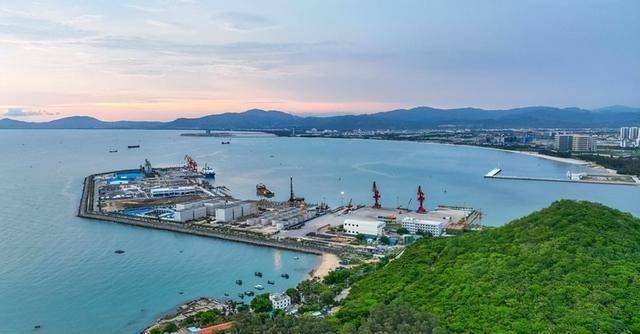 两岸谈完，郑丽文临走前发出邀请，大陆讲出一句话，定调两岸统一