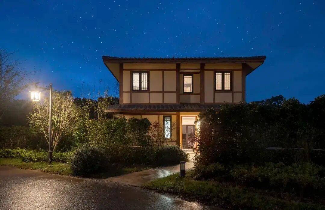 王炸！2间夜¥798含2份正餐+限量免升！依山傍水近溯溪，宠物友好，五一暑期拼手速！
