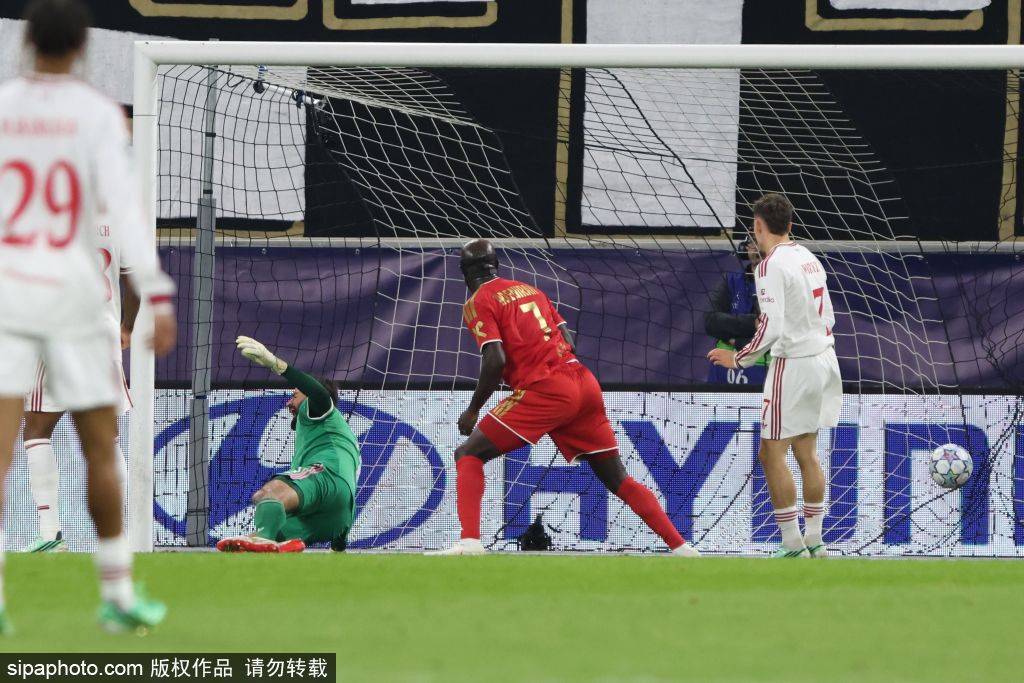 国少3-3战平巴林：红牌与逆境中展现的韧性