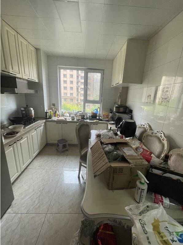 法拍房-大连市甘井子区校园街(远洋荣域小区)