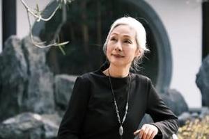 面霜仅剩9个月使用期限 胡可、李佳琦被指直播