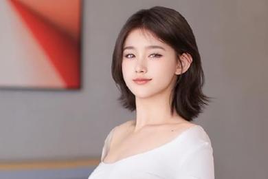 女子称做隆胸后一侧乳房无知觉一侧胀痛难眠 假