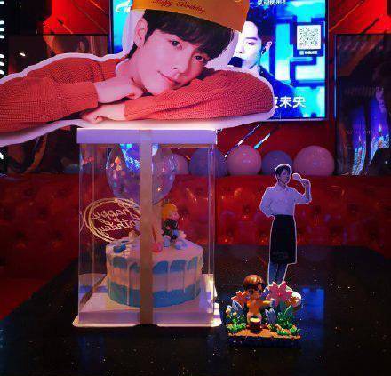 原创肖战29岁生日有多排面?网友:粉丝也太壕了!_偶像_承包_广告牌