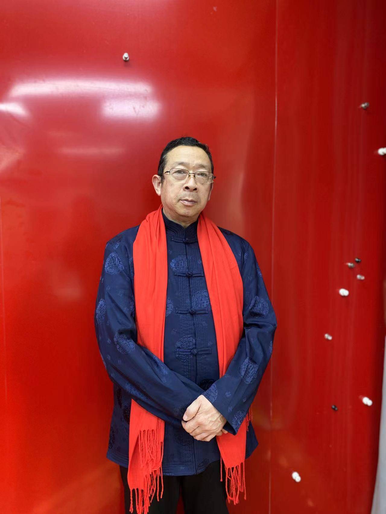 艺术家介绍祖木森,笔名四木,男,汉族,1962年出生于陕西省渭南市,现任