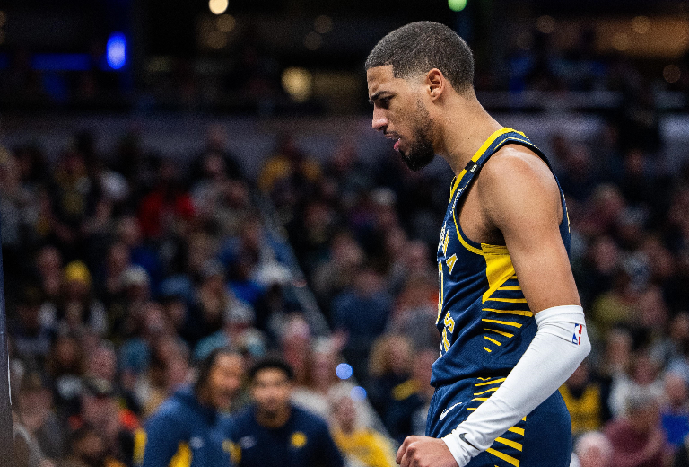 6亿超级顶薪_哈利伯顿_步行者队_老鹰队