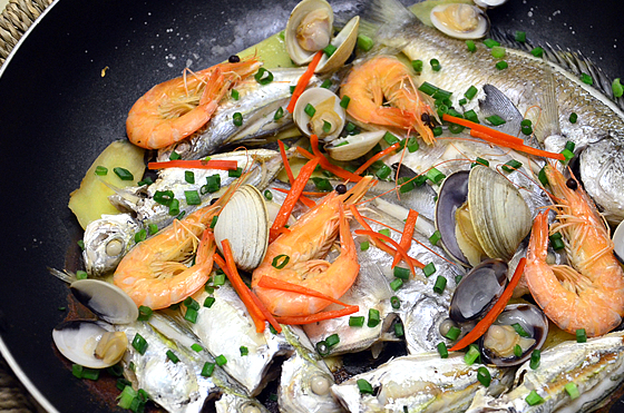 客家佳肴美名扬,闽南海鲜顶呱呱,人均70就能都吃到!_清香_汤汁_色泽